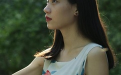 女子深夜欲火难耐